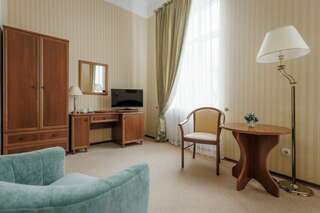 Гостиница Селигер Палас Осташков Двухместный номер Делюкс с 1 кроватью-1